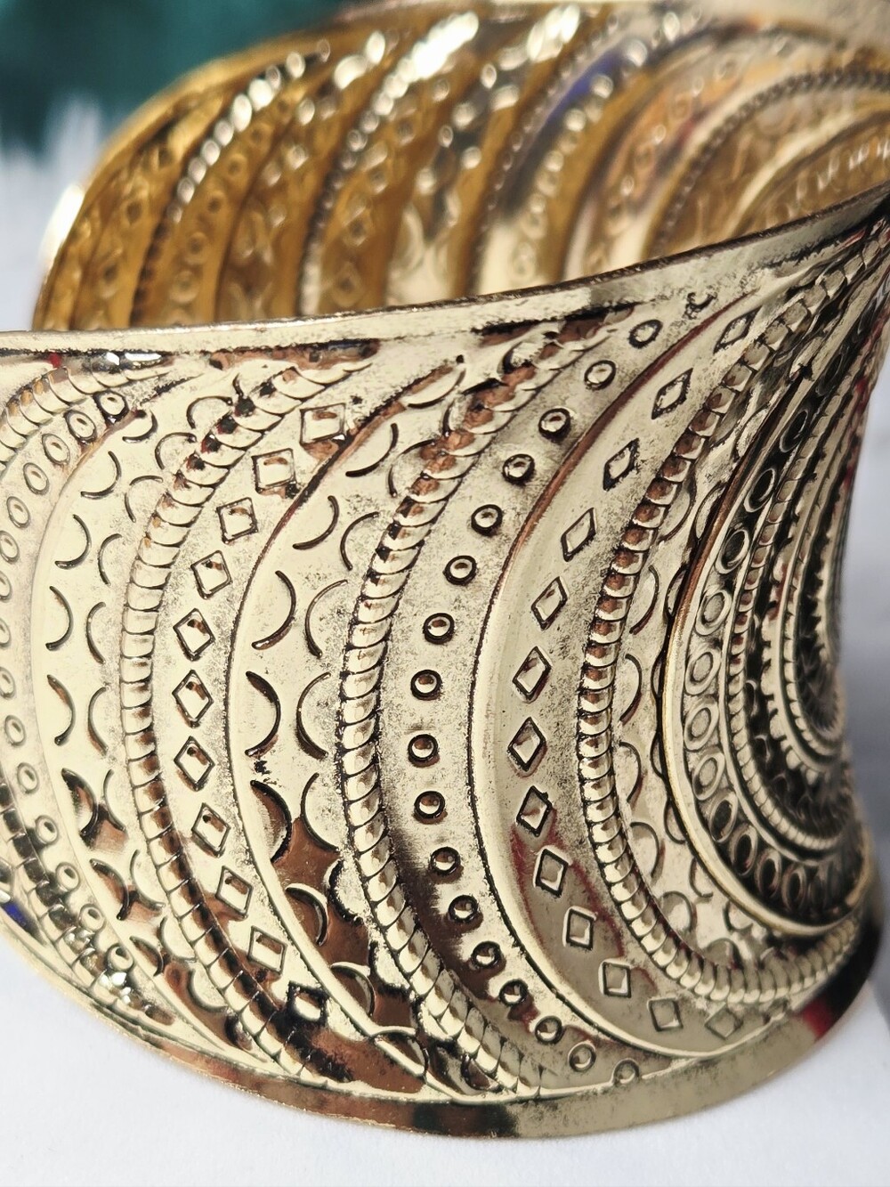 Bold Gold Embossed Cuff Bracelet Raised Relief Boho Goddess Statement Jewelry - Picture 7 of 8